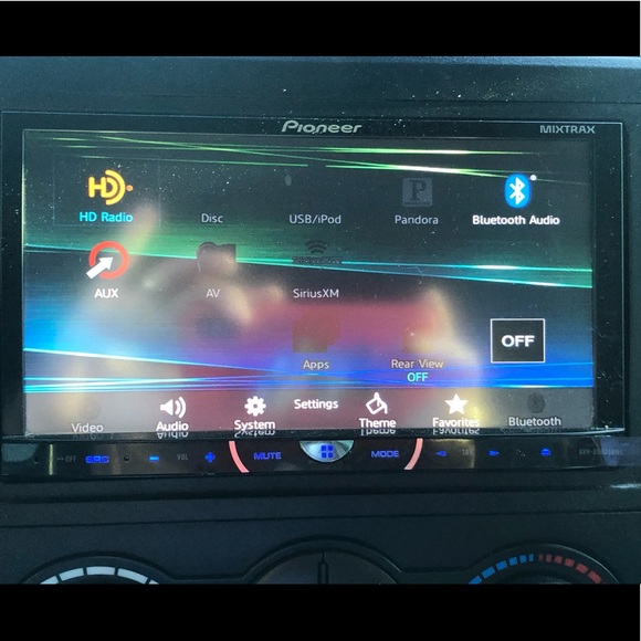 ❌❌ SOLD❌❌ Pioneer  7"LCD touchscreen display - Picture 4 of 7